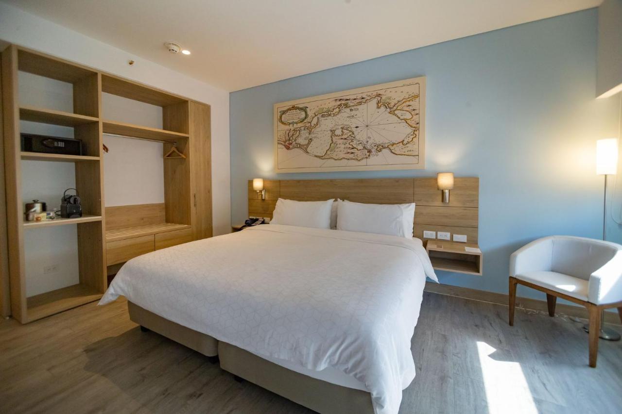 Holiday Inn Express Cartagena Manga By Ihg Екстериор снимка